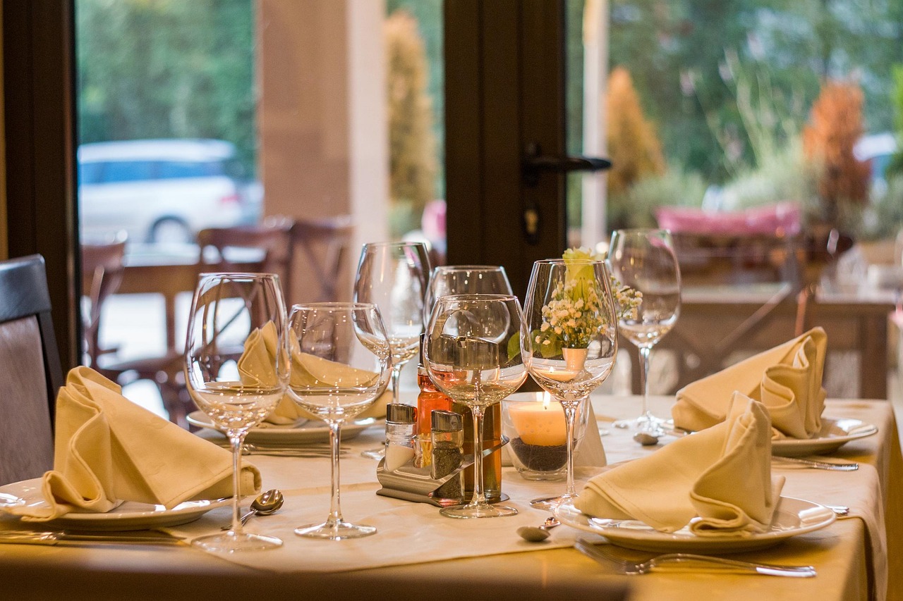 Glassware & Crockery Package for hire